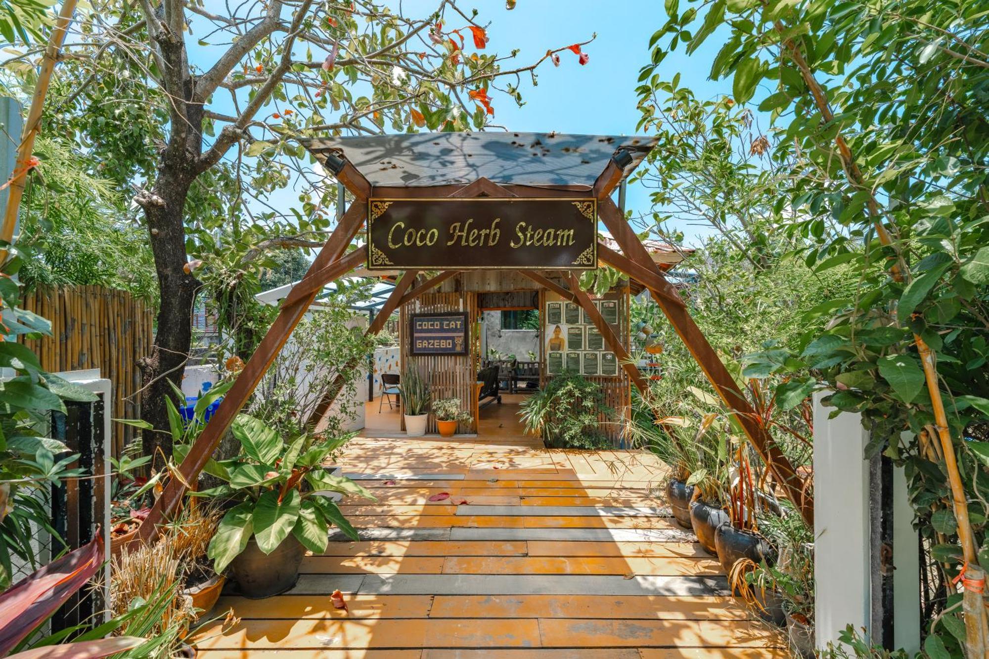 Coco Paradiso Phuket Sha Kültér fotó