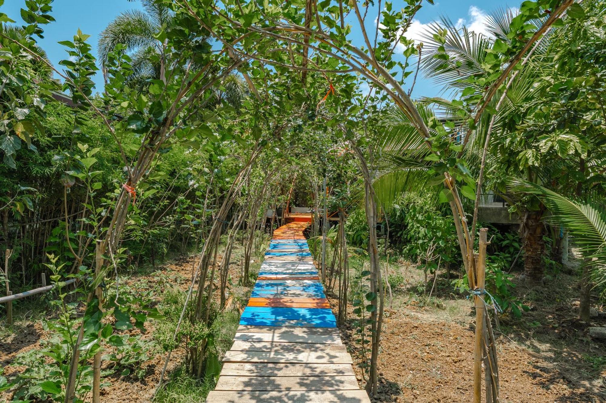 Coco Paradiso Phuket Sha Kültér fotó