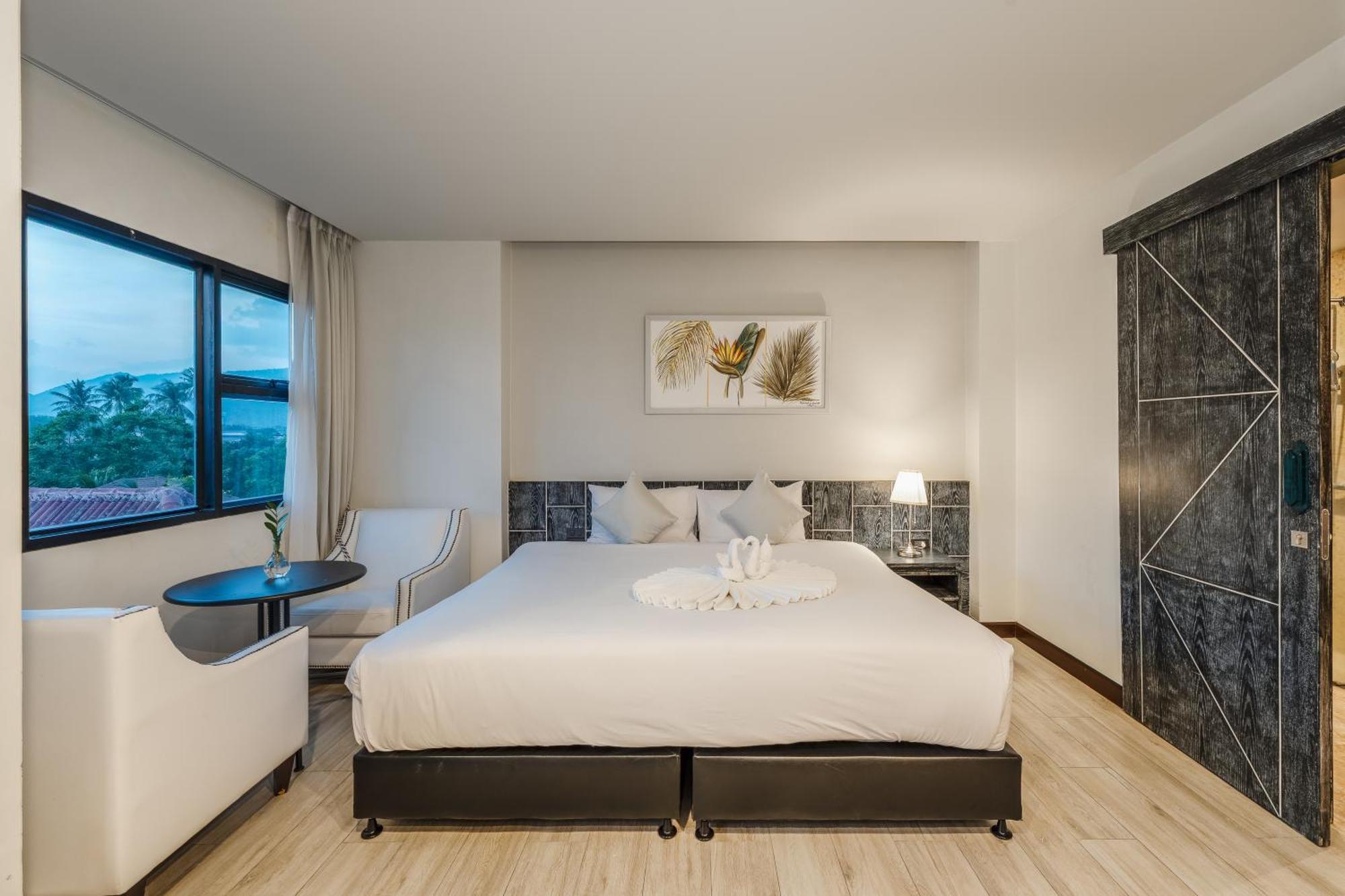 Coco Paradiso Phuket Sha Kültér fotó